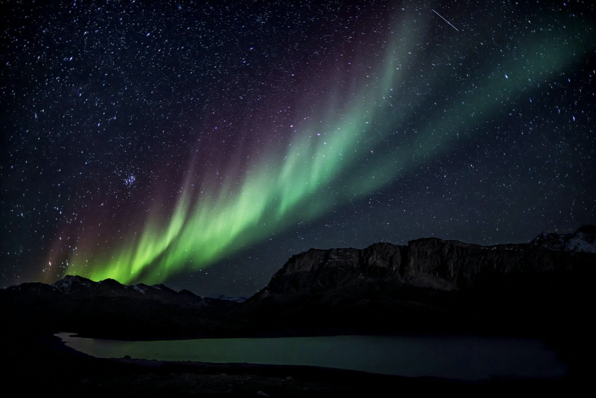 The Healing Power of the Aurora: How Northern Lights Can Calm the Mind and Soothe the Soul